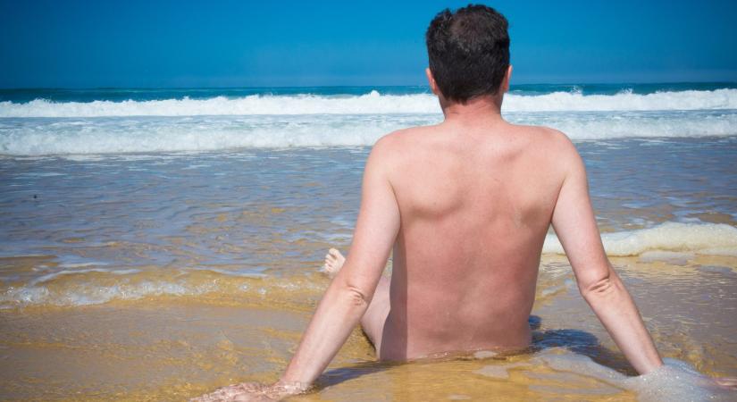 Triesztben veszekedés robbant ki a strandon, ahol fal választja el a nőket a férfiaktól