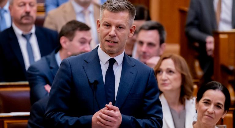 Magyar Péterék ledobták a jogi atombombát, jogtudós elemezte a javaslatokat