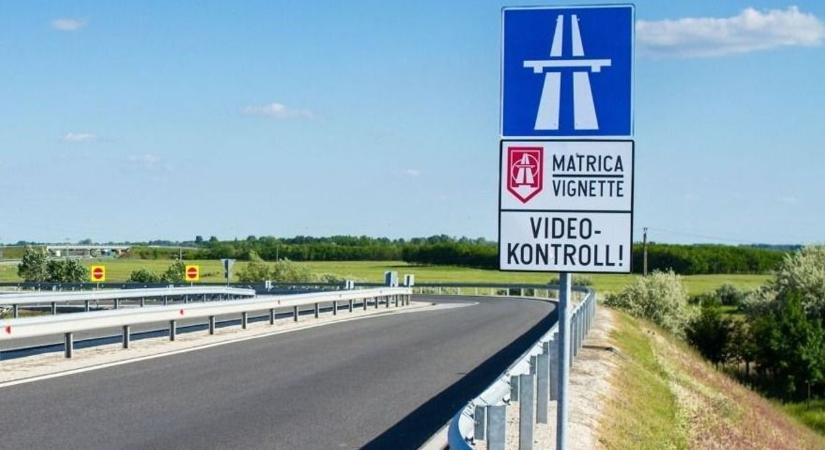 Azonnali pótdíj jár érte: ezt az apró hibát sokan vétik autópálya-matrica vásárlásnál