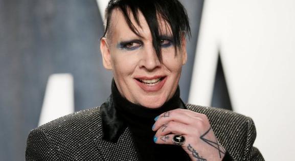 A Trónok Harca színésznője szerint baltával fenyegette Marilyn Manson