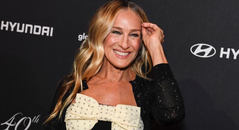 Kész hölgyek lettek Sarah Jessica Parker ikerlányai: Ritka családi fotót mutatott a Szex és New York sztárja
