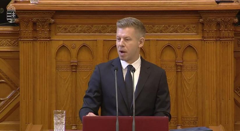 Magyar Péter a parlamentben: hazánk újra elrabolt nyugat lett