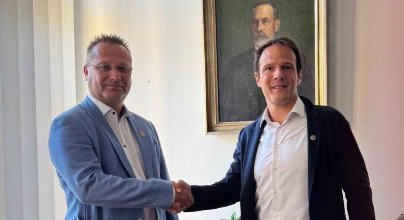Visszatért a korábbi igazgató az észak-magyarországi mentőszervezet élére