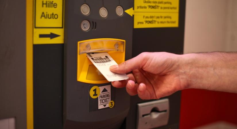 10 euró egy óráért? Horvátországban az egekbe szöktek idén a parkolási díjak
