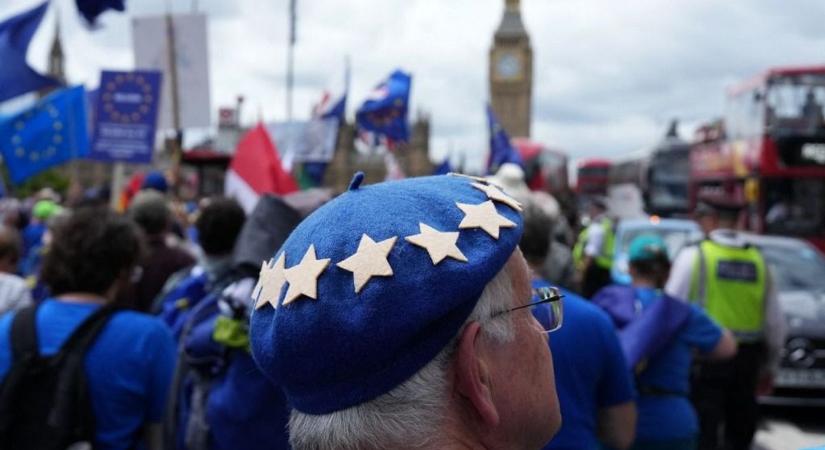 Brüsszel azt üzeni a briteknek: Nem kérünk belőletek!