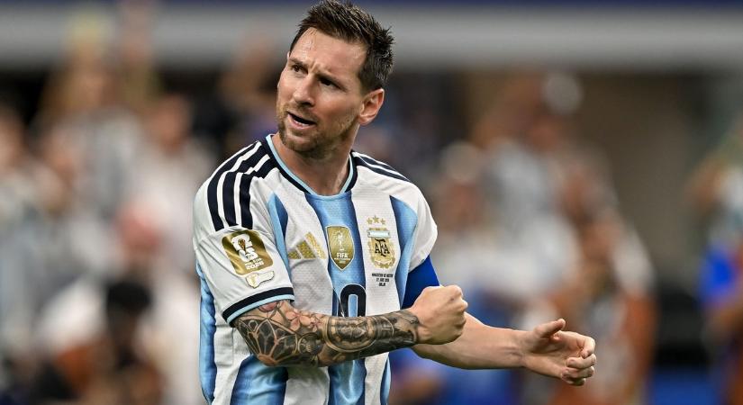 Az MU-legendája és az osztrák kapitány is kiakadt: szerintük Messi szabálytalan góllal írt történelmet