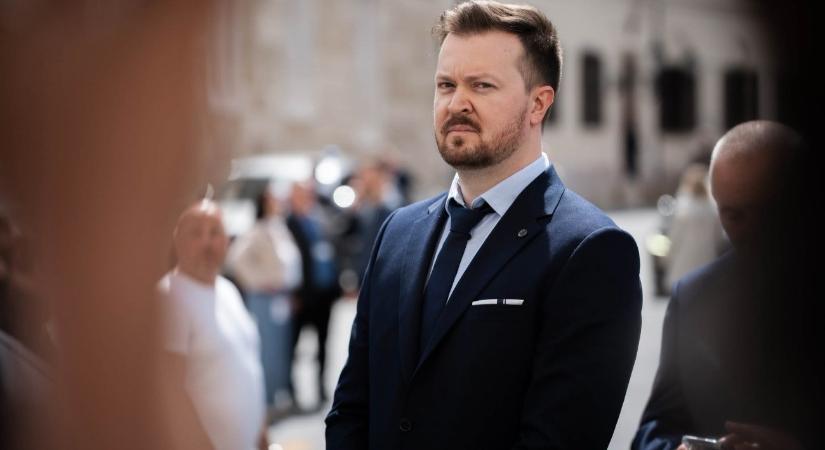 Szabó Bencét őrnagyként vették vissza hivatásos szolgálati viszonyba