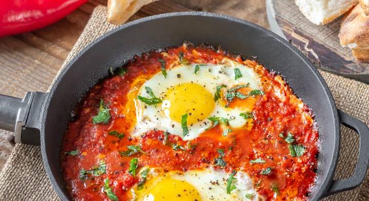Nagy nemzetközi gasztrokvíz: tudod, mi az a shakshuka vagy a bibimbap?