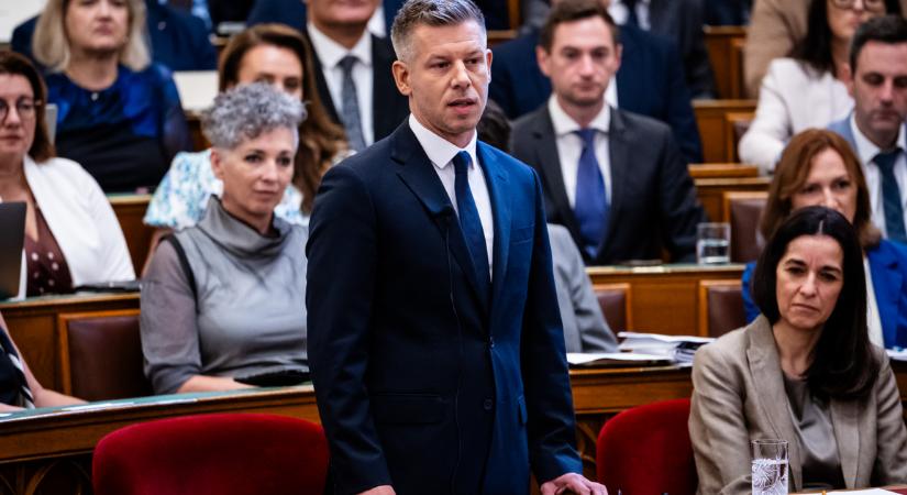 Magyar Péter az Országgyűlés alelnökének: ha annyira kíváncsi, menjenek ki Toroczkai Lászlóval kéz a kézben Pride-ra