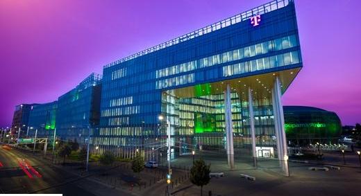 „Már a hálózatot is tudjuk promptolni” – Telekom-jövőkép a 2G végétől az autonóm működésig