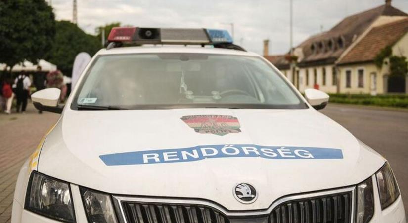 Bájos arcú lánynak veszett nyoma Hevesben, a rendőrség a lakosság segítségét kéri