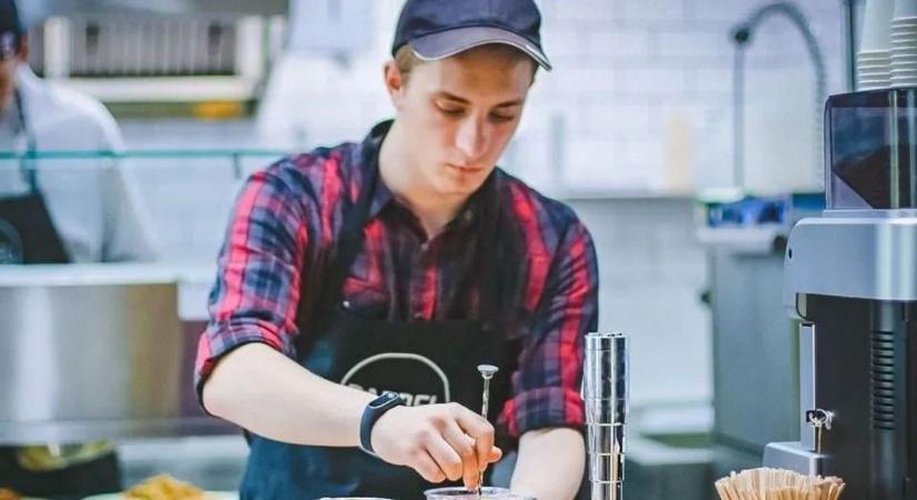 Megjött a fiatalok által leginkább várt adat – kiderült, mekkora az idei átlagos órabérre számíthatnak a diákmunkások