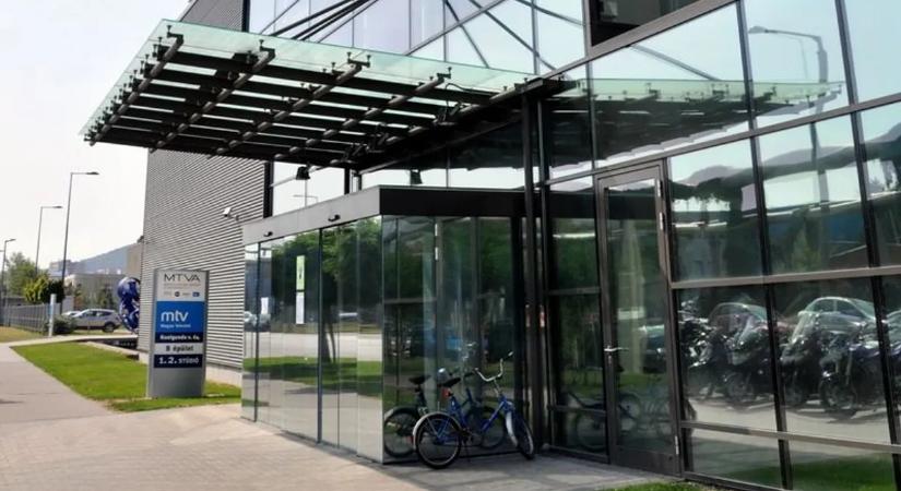 Döntött a parlament: megszűnik az MTVA, Tarr Zoltán kezében összpontosul a közmédia