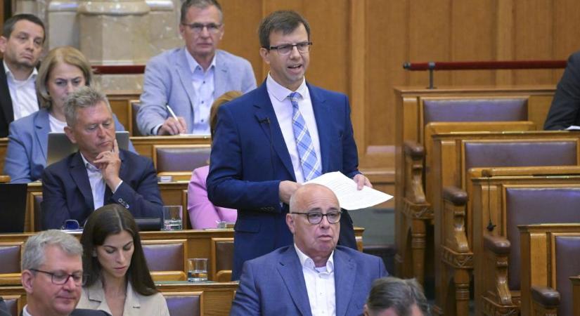 A Fidesz szerint a Tisza-kormány Rákosi Mátyás forgatókönyvét alkalmazza az 1950-es évekből