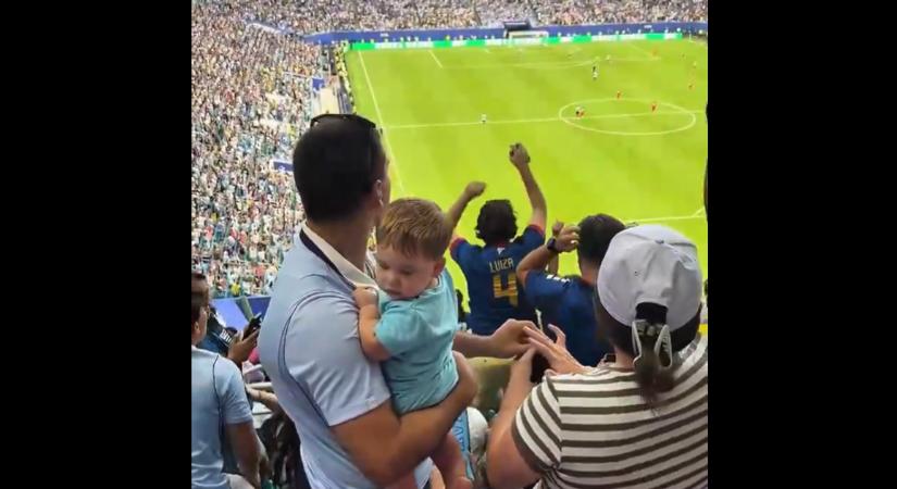 Megvan a focivébé legpechesebb résztvevője: a lehető legrosszabbkor kérte meg kedvese kezét az uruguayi szurkoló