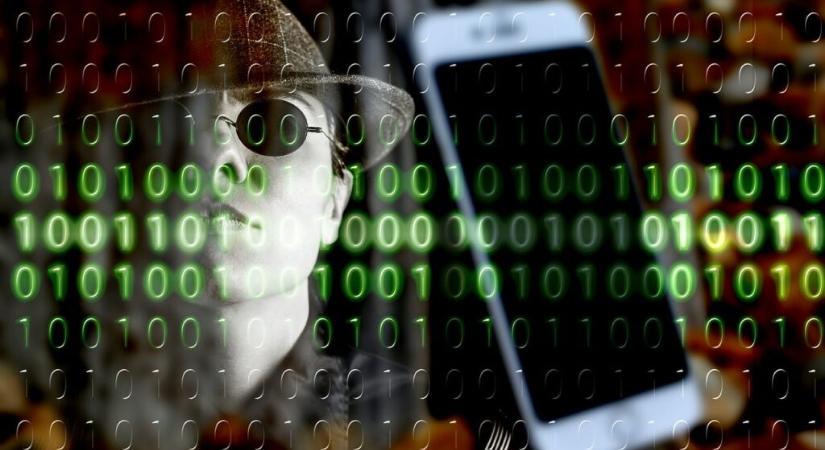 Újabb mobilos csalás: Hamis SMS-ek az egészségbiztosítási kártya lejáratáról