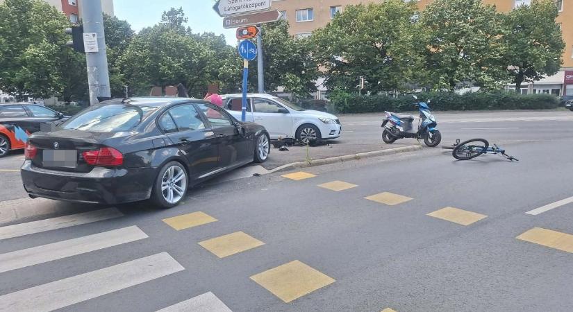 Biciklist ütött el egy BMW sofőrje Szombathelyen - helyszíni fotók