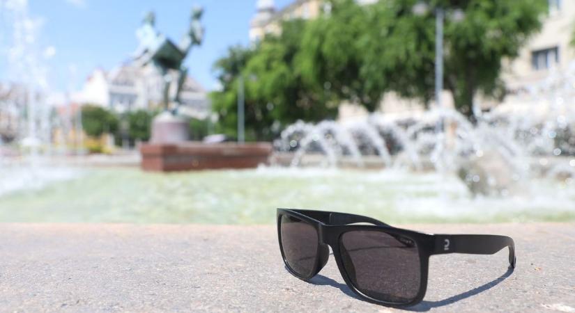 Emelkedik a tét! Meghosszabbítják és harmadfokúra emelik a hőségriasztást