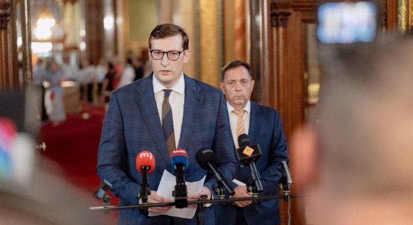 Panyi Miklós: Hallgassa meg a gyermekvédelemmel foglalkozó vizsgálóbizottság Magyar Mártont és Bangó Sándor ügyvédjét
