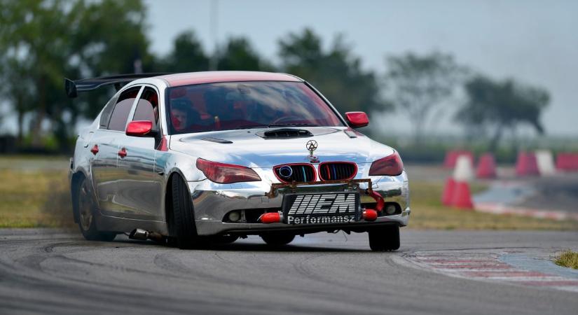 SupercarFest: élményt kaptak a vendégek Visontán