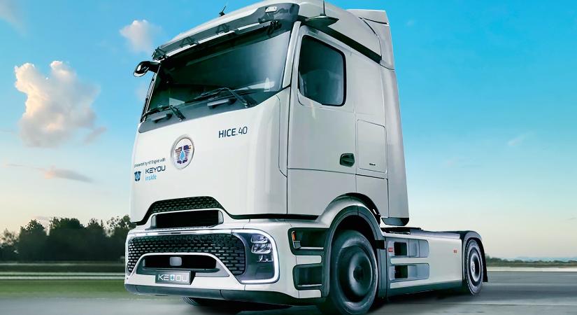 Nem szokványos motorral készülnek ezek a nyergesek