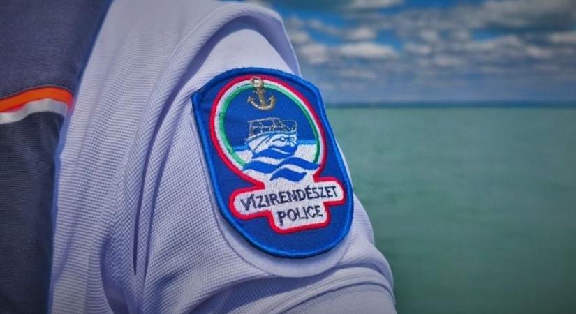 Sűrű volt vízirendészet napja: tíz embert mentettek ki a Balatonból ( videó)