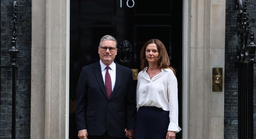 Megint áll a bál Londonban – miért cserél miniszterelnököt a Munkáspárt?