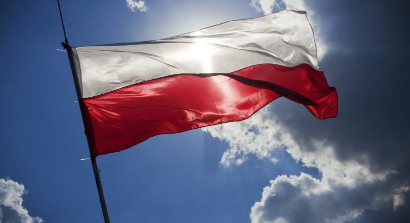 A lengyel kormány ellen hergel az Amnesty International