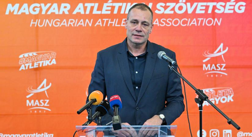 Bár már májusban megbukott, csak most mondott le Gyulai Miklós, a Magyar Atlétikai Szövetség elnöke, és még a nyarat is végigtolná a 3 milliárdos állami támogatással