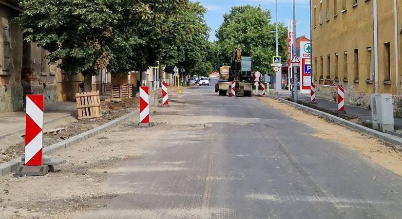 Aszfaltozás miatt lezárásra kell készülni a vasi városban