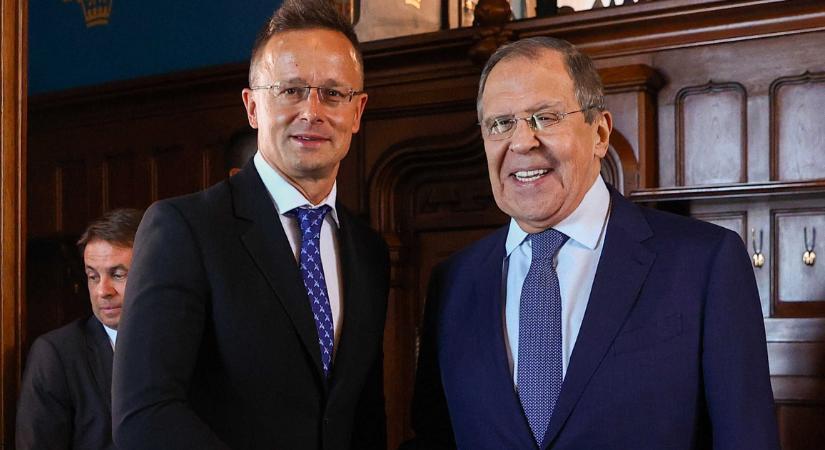 Szijjártó Péter felajánlotta a segítségét Szergej Lavrovnak, aki nevetve válaszolt