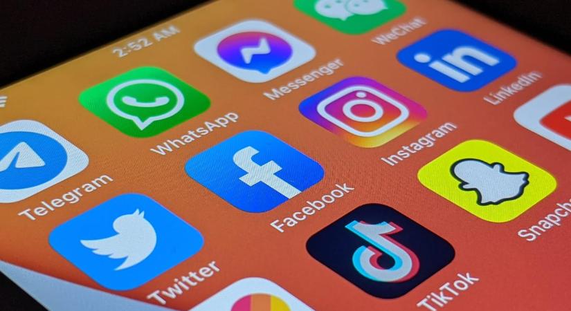Ismét leállt a Facebook, nem megy az Instagram és a Messenger sem