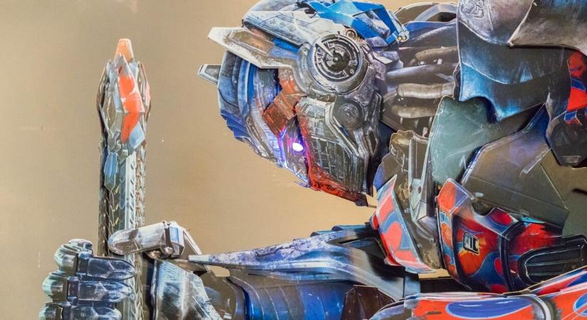 A legrosszabb Transformers-film hirtelen hatalmas sláger lett