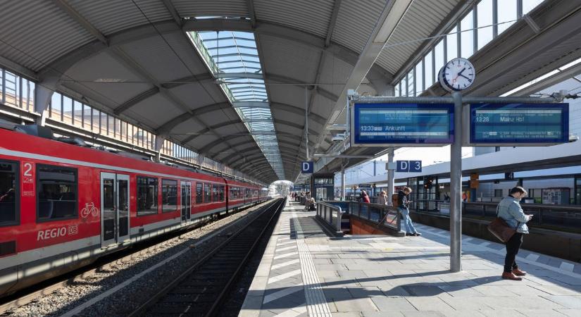 Összeomlott az éjjel a vonatközlekedés az egész országban, utasok tömegei rekedtek a német pályaudvarokon: őrült hiba okozta káoszt – megszólalt a Deutsche Bahn