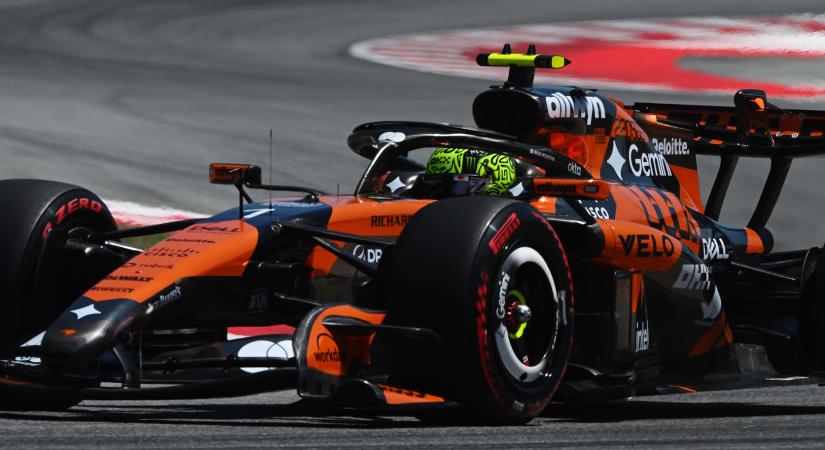 A McLaren is kipróbálja fordított hátsó szárnyát Ausztriában
