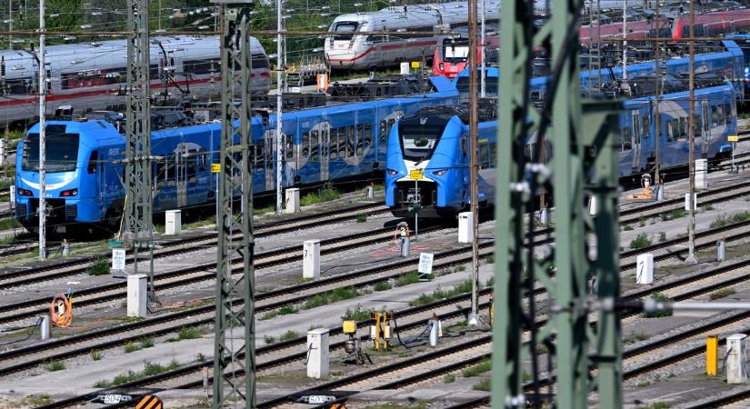 Friss, rendkívüli! Órákra leállt a teljes vonatközlekedés