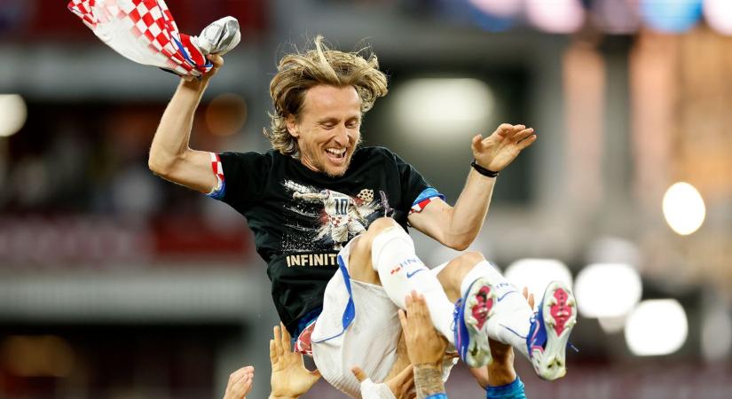 Vb-2026: a duplázó Cristiano Ronaldo és a 200. meccsét játszó Luka Modric állt fókuszban