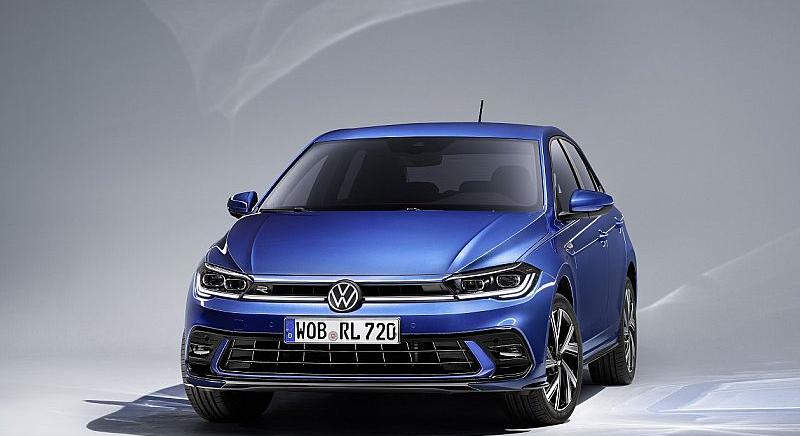 Sorban állnak a magyarok a hatmilliós Volkswagenért