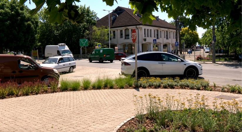 Körforgalom építése miatt változik a közlekedés Balatonfüreden