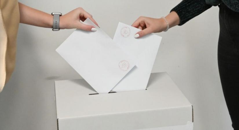 Kampányüzemmódba kapcsolt az ország – hivatalosan is elkezdődött a harc a választók kegyeiért