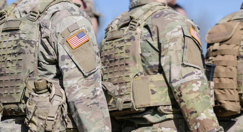 Az amerikai szenátus határozatot fogadott el a Közel-Keletre vezényelt katonaság kivonásáról