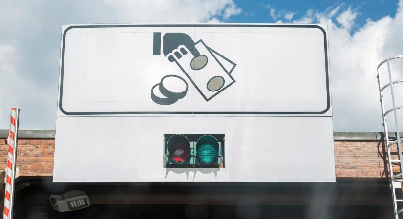 Gagyi trükkel kerülte a fizetést, milliókra büntették az autóst