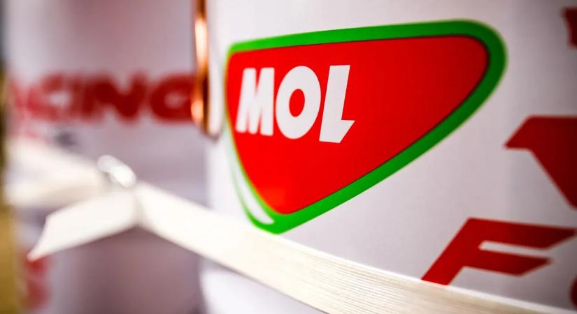 Öreg autókhoz való benzint dobott piacra a MOL