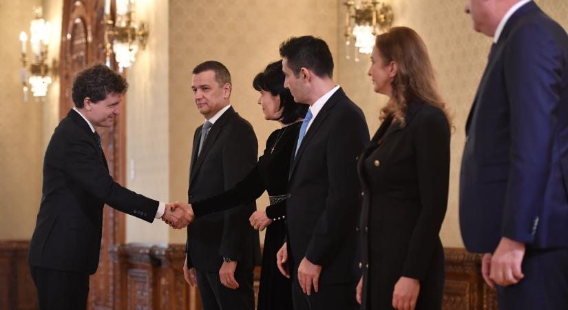 Kezdődnek a tárgyalások a kormányalakításról