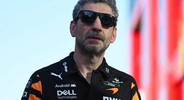 Stella: Egy körön Mercedes, kanyarban Ferrari