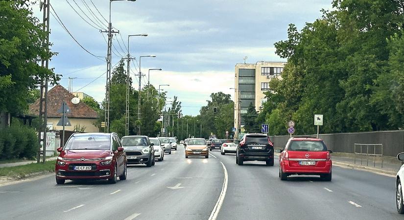 Újabb brutális dugók jönnek a 11-es főúton: Félpályás lezárás indul a szentendrei szakaszon