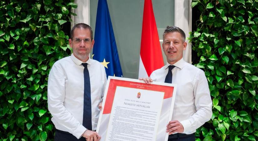 Nem lassít Ruff Bálint: rendkívüli parlamenti ülés jöhet a jövő héten, fontos szavazásokkal