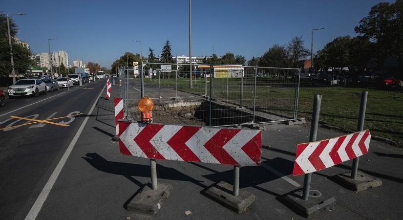 Teljesen lezárták a hajdú-bihari főutat, erre tudsz kerülni - fotókkal, videóval!