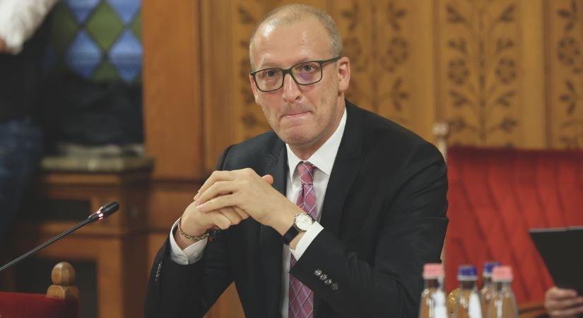 NKA hűtlen kezelés: kiderült, kiket tartóztattak le tegnap