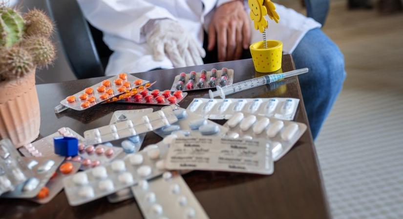 Változás jön a gyógyszertámogatásban: benyújtották a törvénymódosítást
